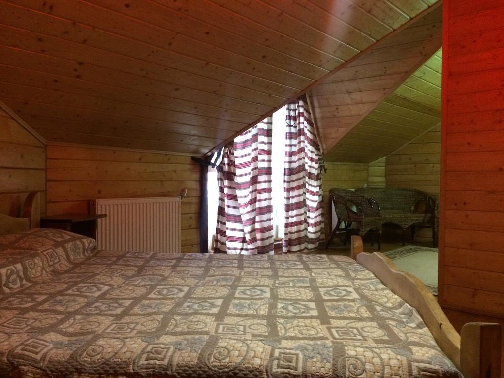Hotel Gerdan Verkhovina Wierchowina Pokój zdjęcie